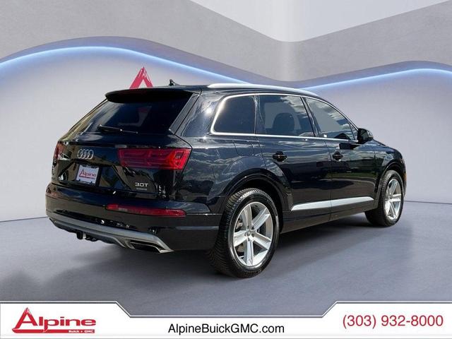 Photo of 2017 Black Audi Q7