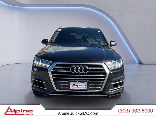 Photo of 2017 Black Audi Q7