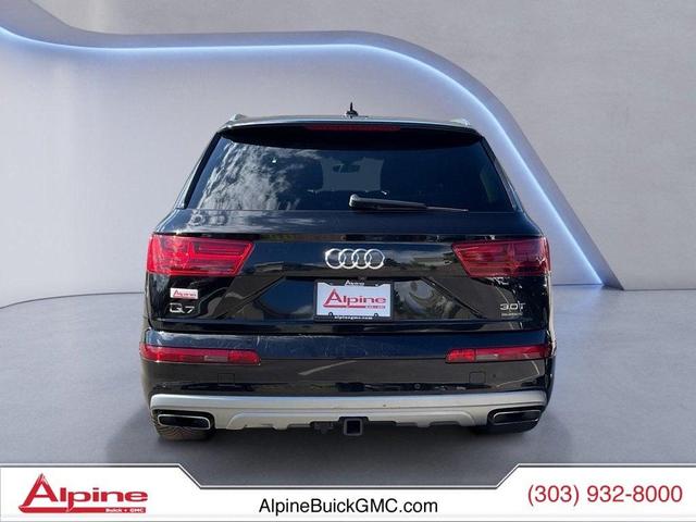 Photo of 2017 Black Audi Q7