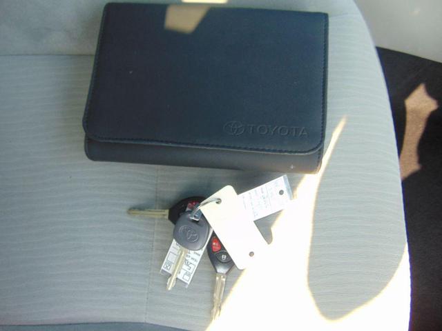 Photo of 2010 GRAY Toyota Corolla