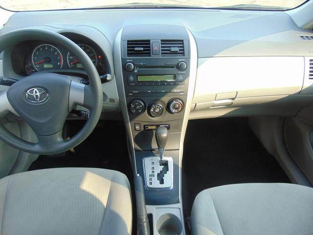 Photo of 2010 GRAY Toyota Corolla