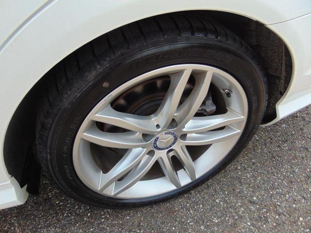 Photo of 2014 WHITE Mercedes-Benz C-Class