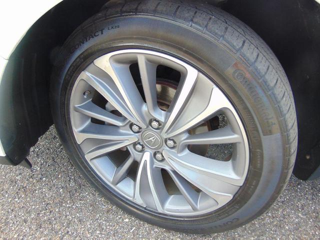 Photo of 2018 WHITE Acura MDX