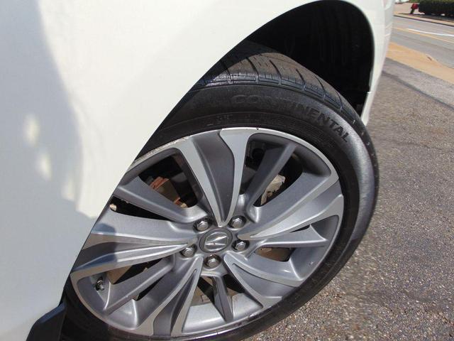 Photo of 2018 WHITE Acura MDX