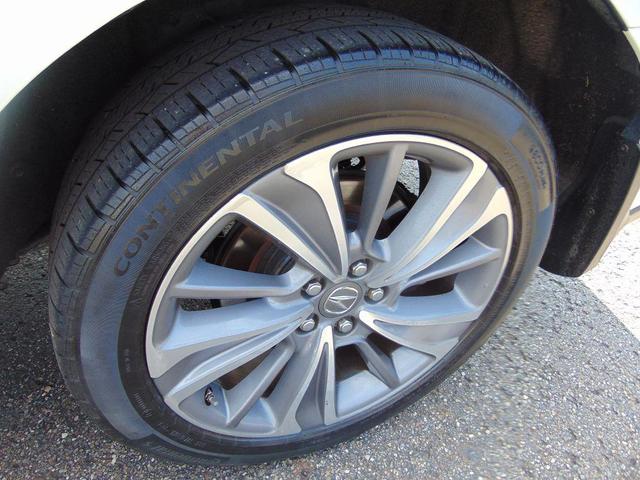 Photo of 2018 WHITE Acura MDX