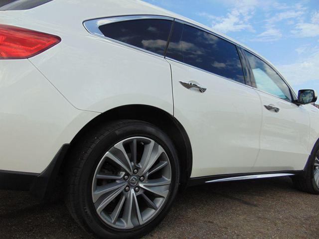 Photo of 2018 WHITE Acura MDX