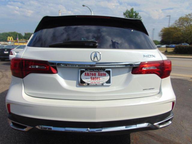 Photo of 2018 WHITE Acura MDX