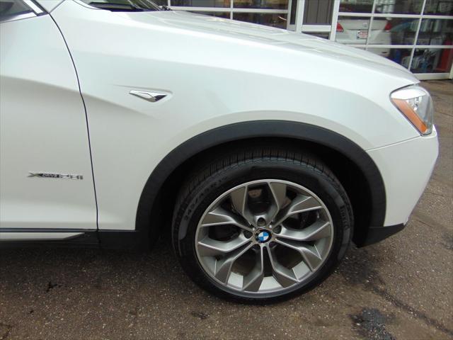 Photo of 2015 WHITE BMW X3
