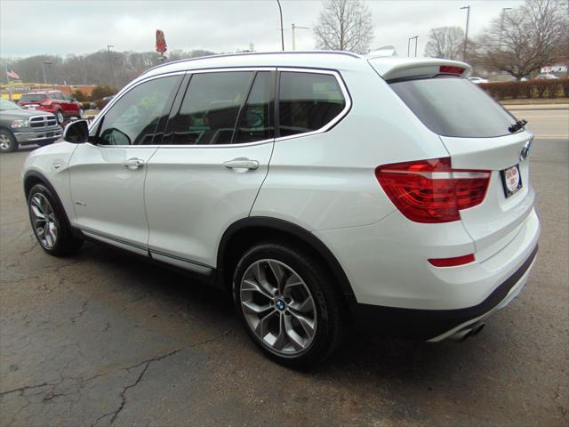 Photo of 2015 WHITE BMW X3