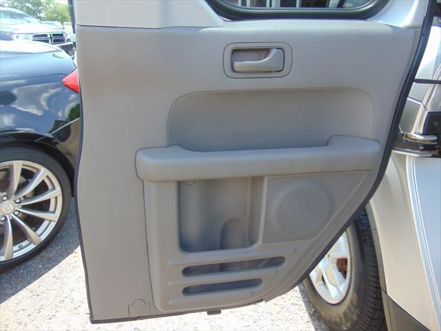 Photo of 2011 SILVER Honda Element