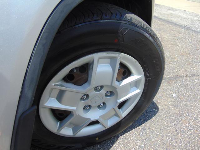 Photo of 2011 SILVER Honda Element
