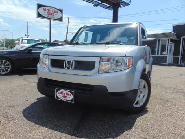 Photo of 2011 SILVER Honda Element