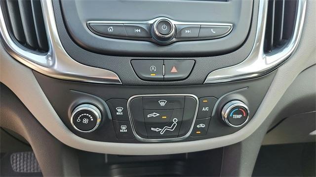 Photo of 2022 Summit White Chevrolet Equinox