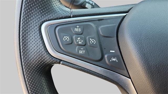 Photo of 2022 Summit White Chevrolet Equinox