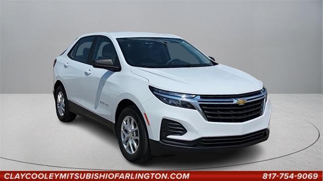 Photo of 2022 Summit White Chevrolet Equinox