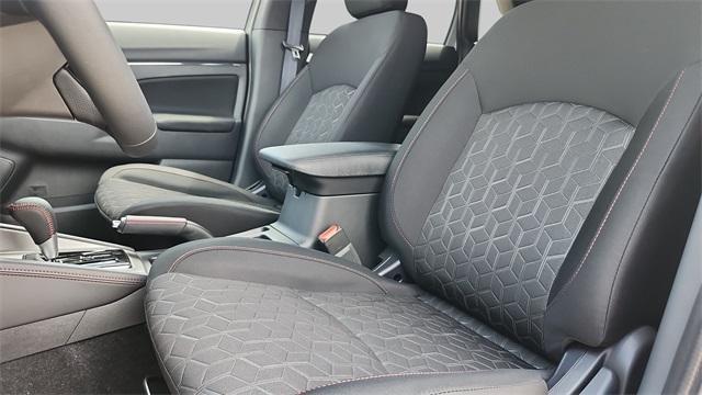 Photo of 2025 White Mitsubishi Outlander Sport