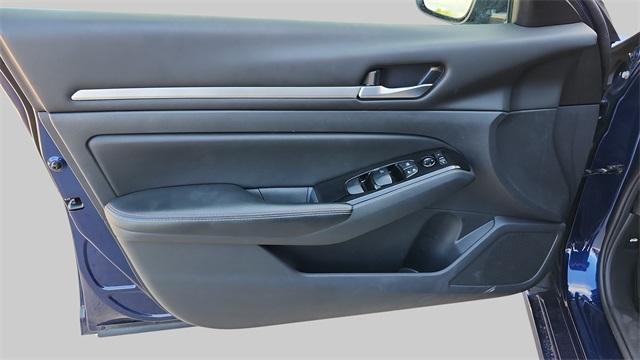 Photo of 2024 Deep Blue Pearl Nissan Altima