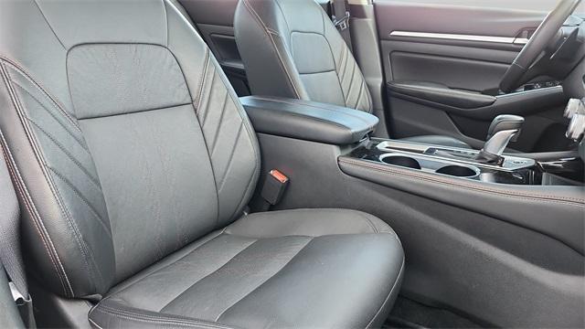 Photo of 2024 Deep Blue Pearl Nissan Altima
