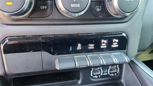 Photo of 2021 Bright White Clearcoat RAM 1500