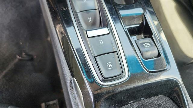 Photo of 2023 Summit White Chevrolet Bolt EV