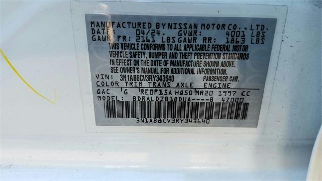Photo of 2024 Aspen White Nissan Sentra