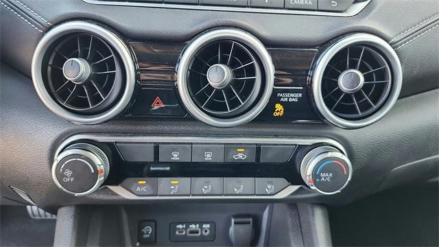 Photo of 2024 Aspen White Nissan Sentra