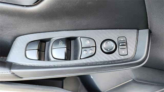Photo of 2024 Aspen White Nissan Sentra