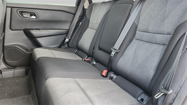 Photo of 2024 Gun Metallic Nissan Rogue