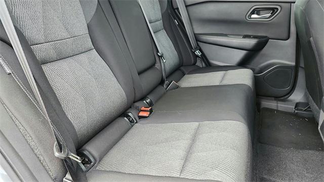 Photo of 2024 Gun Metallic Nissan Rogue