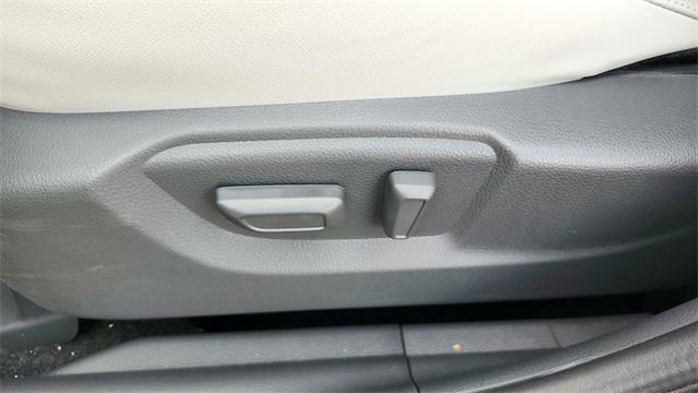 Photo of 2025 Black Mitsubishi Eclipse Cross