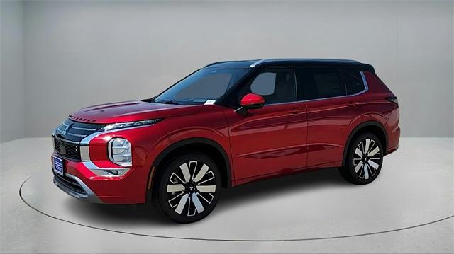 Photo of 2025 Red Mitsubishi Outlander
