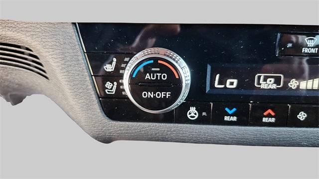 Photo of 2025 Red Mitsubishi Outlander