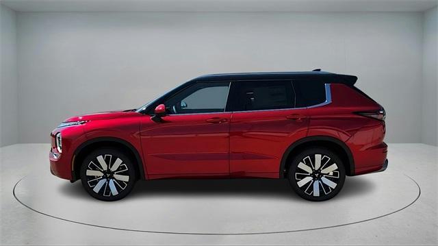 Photo of 2025 Red Mitsubishi Outlander