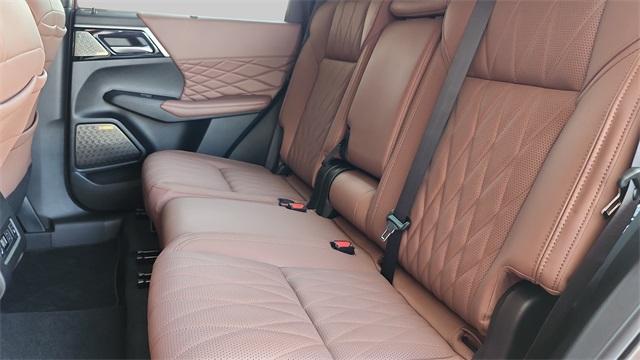 Photo of 2025 Red Mitsubishi Outlander