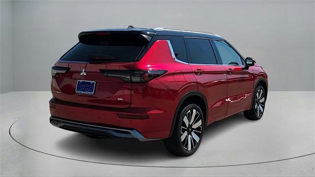 Photo of 2025 Red Mitsubishi Outlander