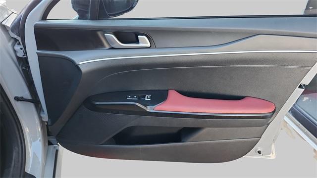 Photo of 2024 Wolf Gray Kia K5
