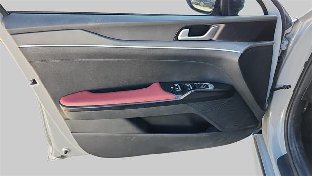Photo of 2024 Wolf Gray Kia K5