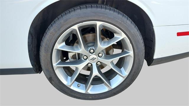 Photo of 2023 White Knuckle Clearcoat Dodge Challenger
