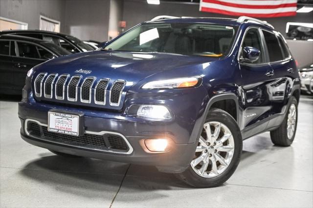 Photo of 2015 True Blue Pearlcoat Jeep Cherokee