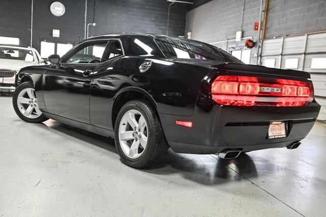 Photo of 2014 Black Clearcoat Dodge Challenger