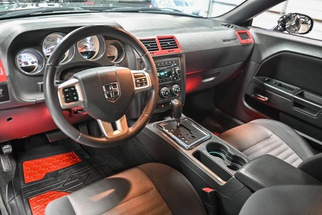 Photo of 2014 Black Clearcoat Dodge Challenger