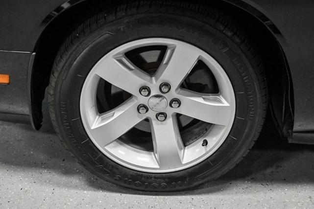 Photo of 2014 Black Clearcoat Dodge Challenger