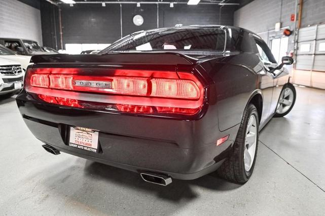 Photo of 2014 Black Clearcoat Dodge Challenger