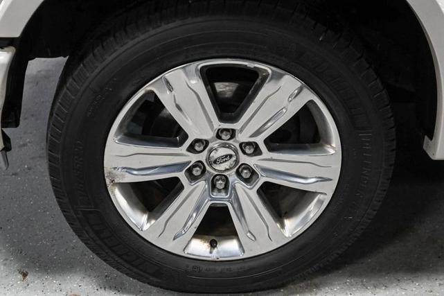 Photo of 2015 White Platinum Metallic Tri-Coat Ford F-150