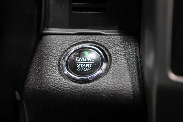 Photo of 2015 White Platinum Metallic Tri-Coat Ford F-150