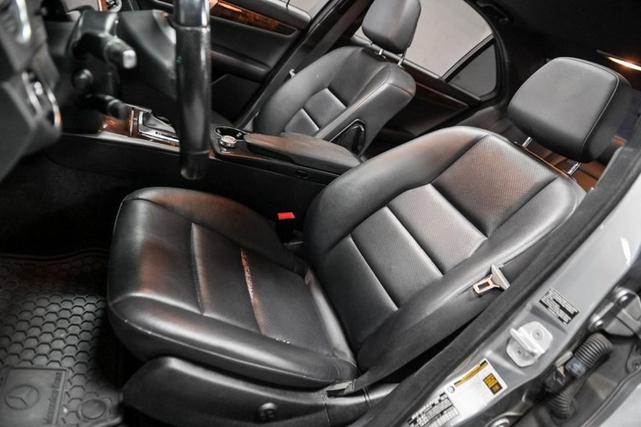 Photo of 2014 Palladium Silver Metallic Mercedes-Benz C-Class
