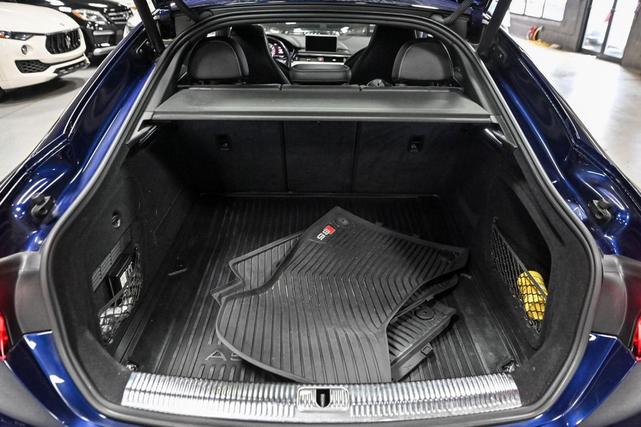 Photo of 2018 Navarra Blue Metallic Audi S5