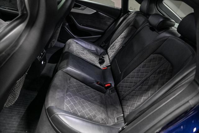 Photo of 2018 Navarra Blue Metallic Audi S5