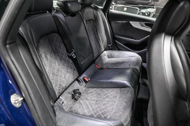 Photo of 2018 Navarra Blue Metallic Audi S5