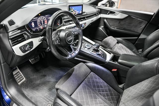 Photo of 2018 Navarra Blue Metallic Audi S5